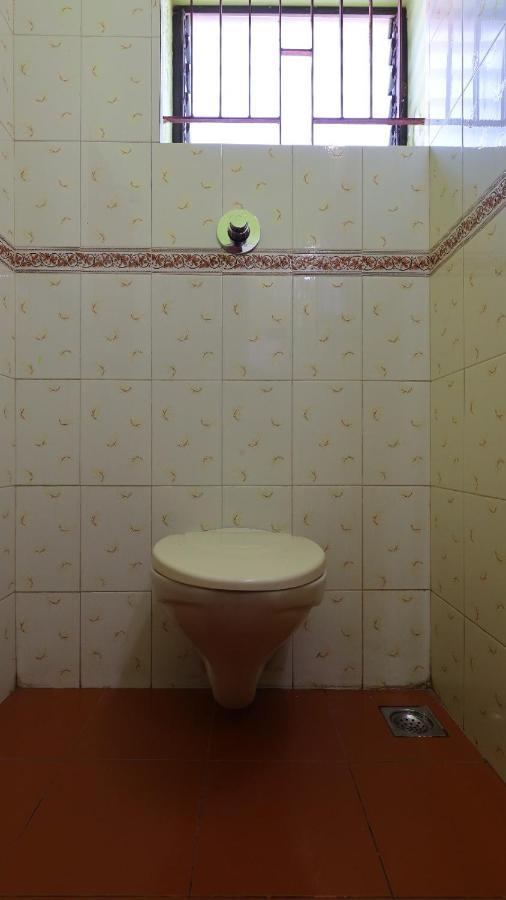 Отель Kukuresidency Wadakkanchery Экстерьер фото